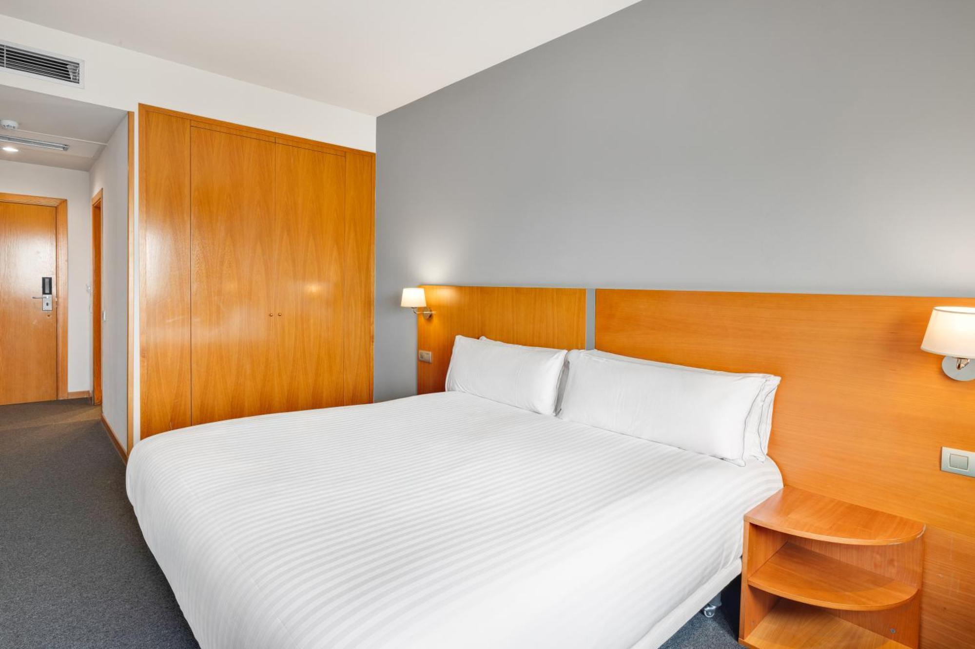 Mollet del Vallès B&B Hotel Barcelona Mollet Porta De Gallecs מראה חיצוני תמונה